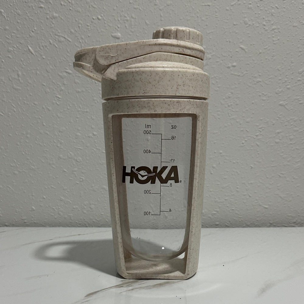 Hoka Eco Shaker Bottle